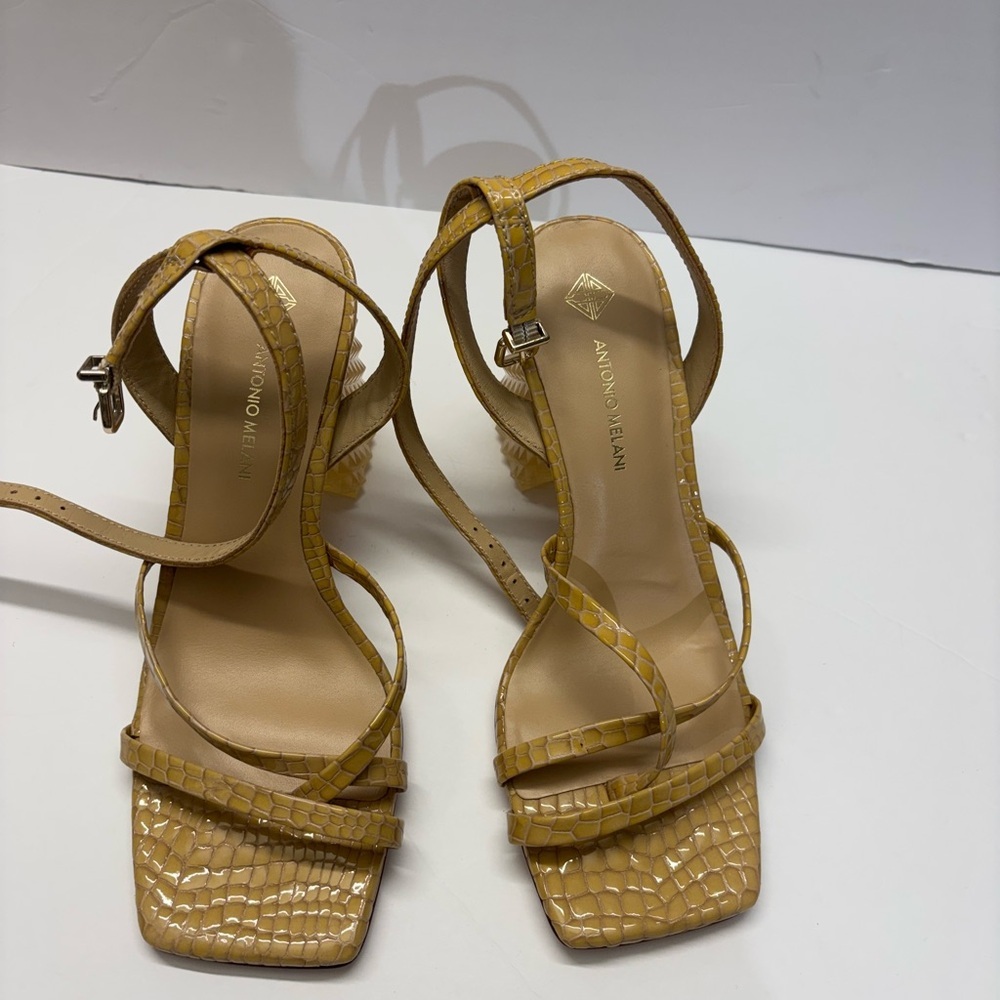Antonio Melani Yellow Croc-Embossed Heels